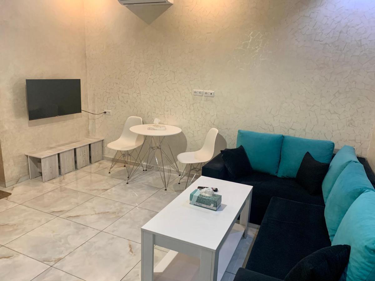 Luxury Apartment With Jacuzzi On Republic Square Ereván Exterior foto